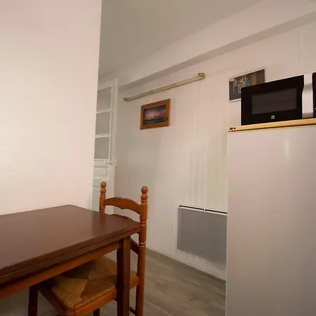 Petit T1 A Proximite Des Thermes